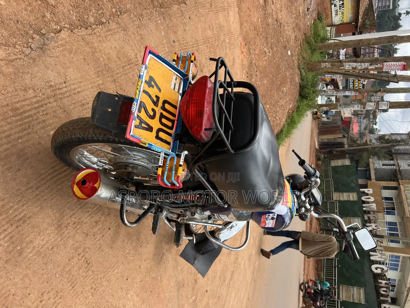 Bajaj Boxer 100 2019 Red