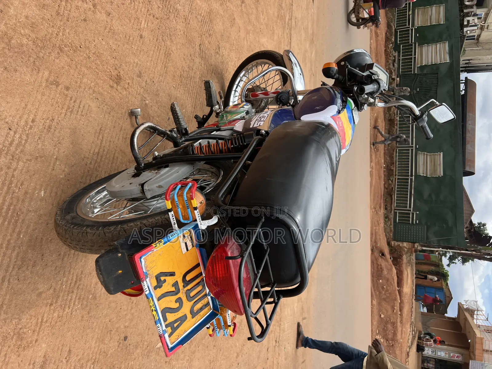 Bajaj Boxer 100 2019 Red
