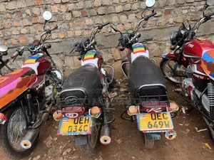 Bajaj Boxer 100 2020 Red