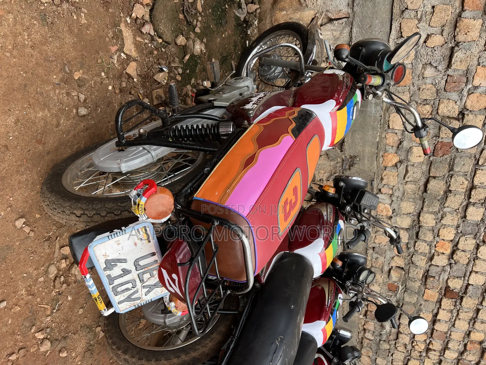 Bajaj Boxer 100 2021 Red