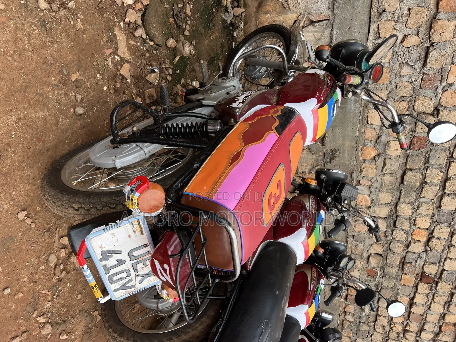 Bajaj Boxer 100 2021 Red