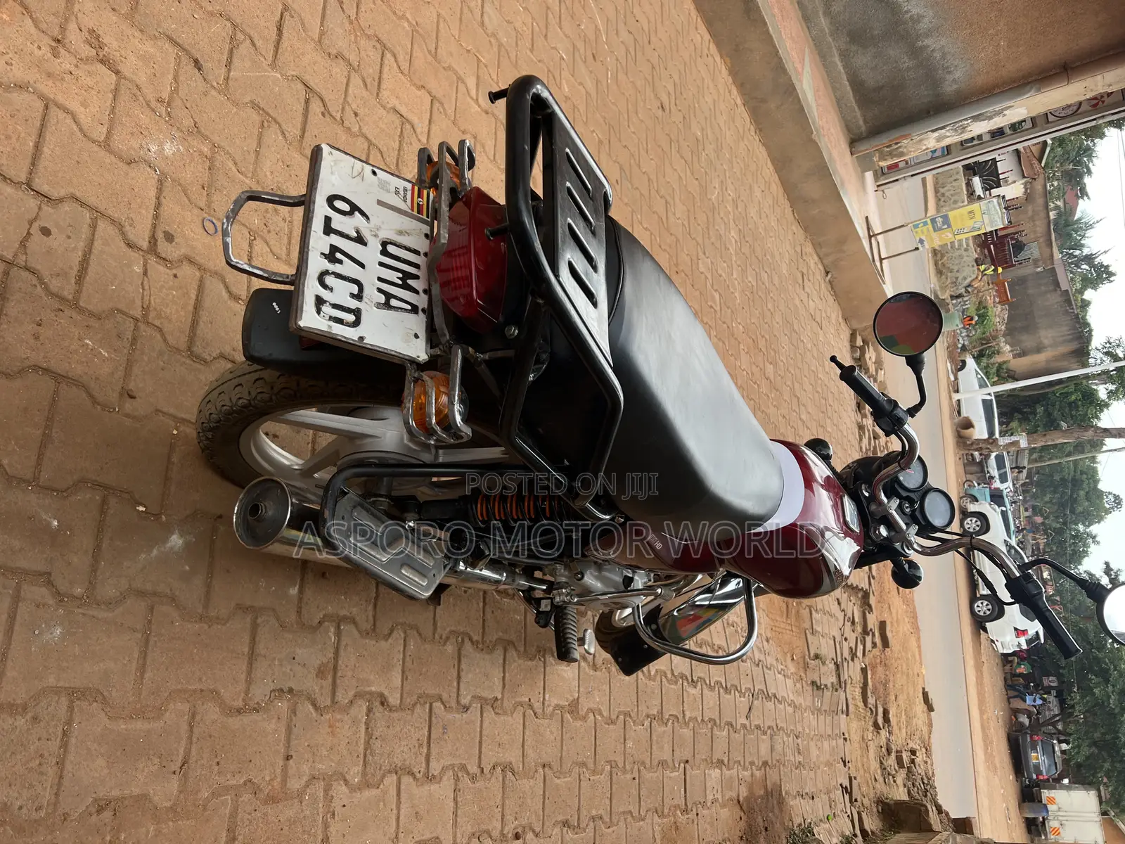 Bajaj Boxer 100 2025 Red