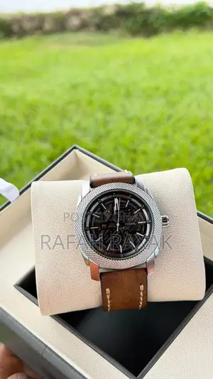 Leather Strap of Fossil Men’S Watch