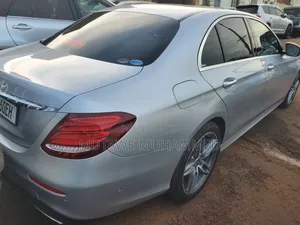 Mercedes-Benz E200 2017 Silver