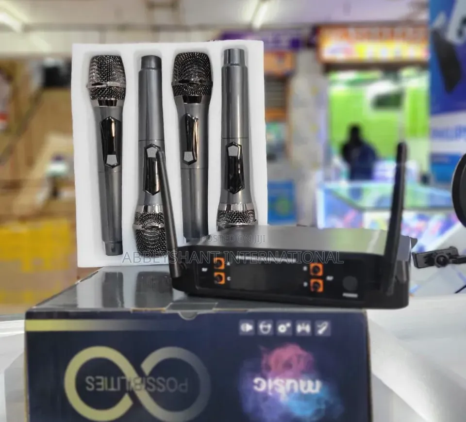 4-Piece Wireless Uhf Microphone 4-Channel Handheld Wireless Microphone