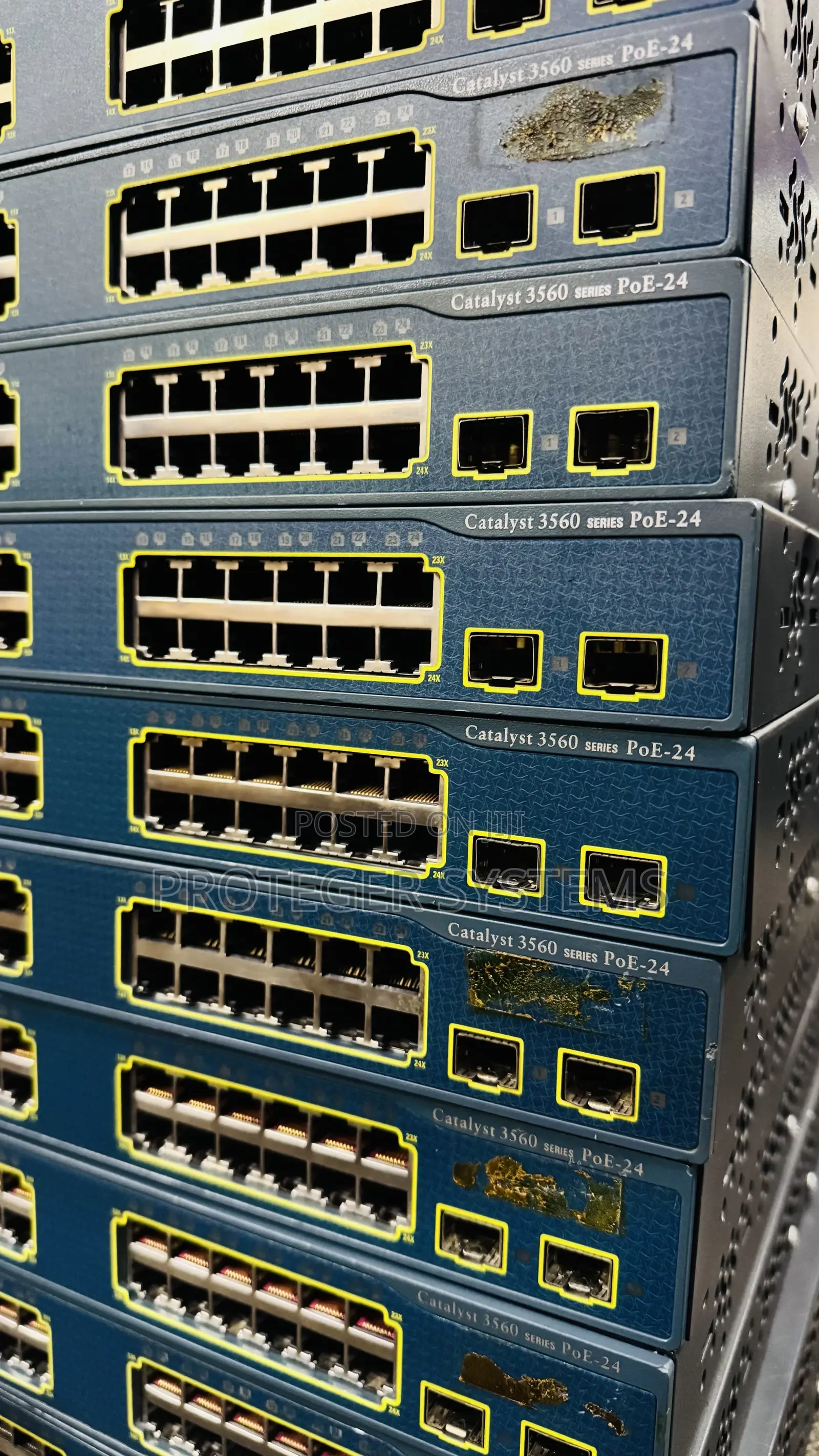 Cisco Catalyst 3560 Series Poe-24 Network Switch