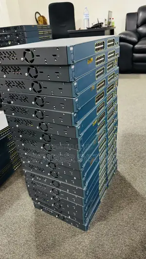 Cisco Catalyst 3560 Series Poe-24 Network Switch