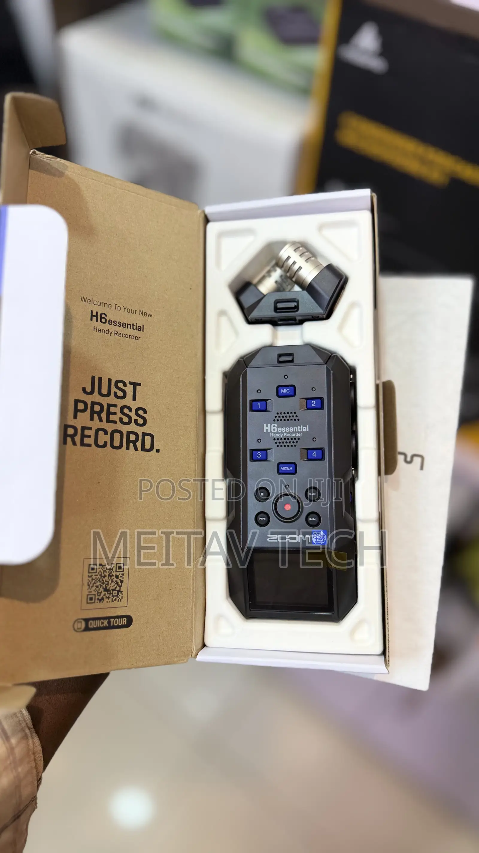 Zoom H6essential 32-Bit Float 6-Track Portable Audio Recorder
