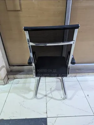 Mesh Non Adjustable Free Office Chair