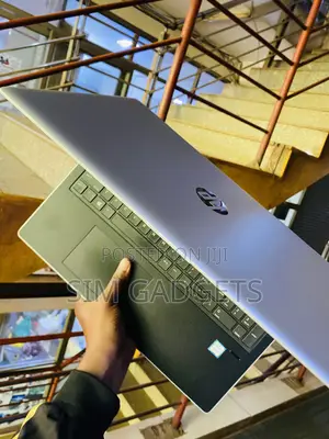 Laptop HP ProBook 450 G6 8GB Intel Core i7 SSHD (Hybrid) 500GB