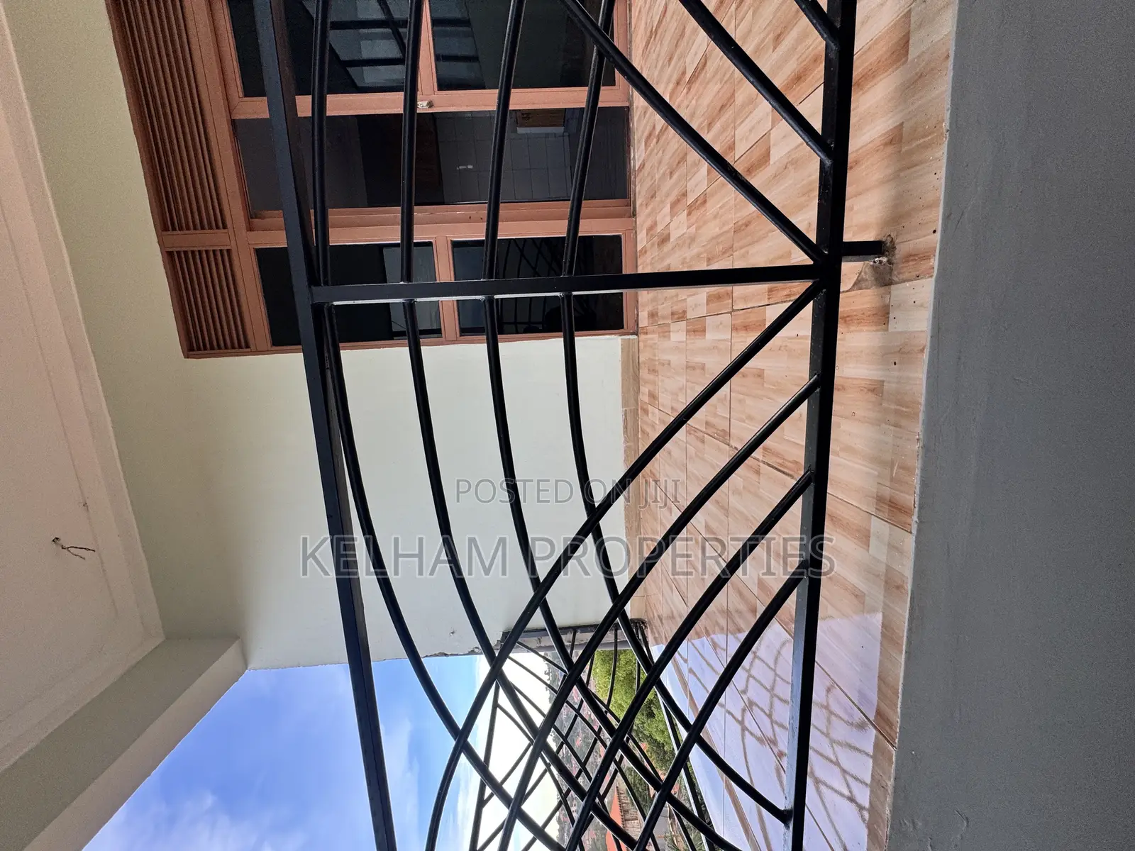 Postconstruction Cleaning