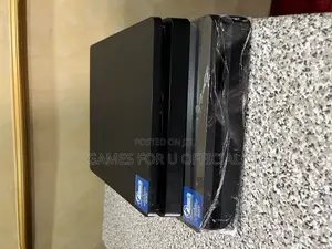 Ps4 Slim Unchipped Console FXT