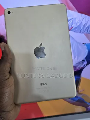 Apple iPad mini 4 128 GB White