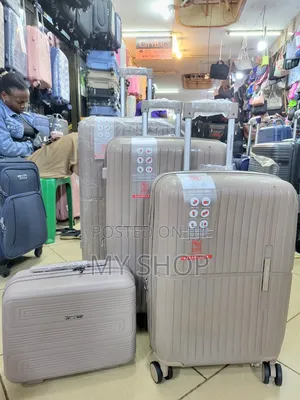 Luxury 4in1 Travel Suitcase Set With Wheels - 4pc Suitcase Set