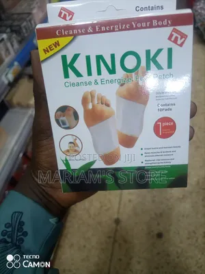 Package Of Kinoki Cleanse Energize Foot Patches.