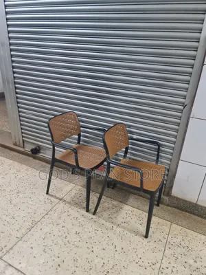 Chilling Indoor Outdoor Plastic Chairs Plastic Chairs