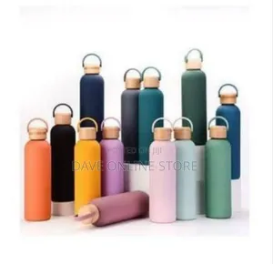 Insulated Stainless Steel Water Bottle With a Bamboo Lid