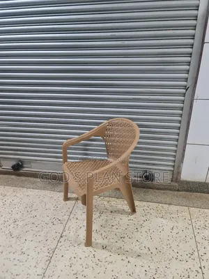 Bentley Plastic Chairs Plastic Chairs