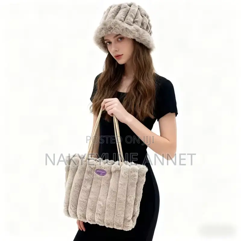 Faux Fur Plush Women’S Bag