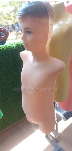 Kid's Half Display Dummy With Head