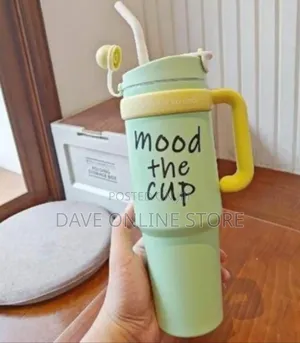 Insulated Travel Mug / Tumbler With Handle and Straw Lid - Multicolor