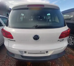 Volkswagen Tiguan 2.0 S Automatic 2012 White