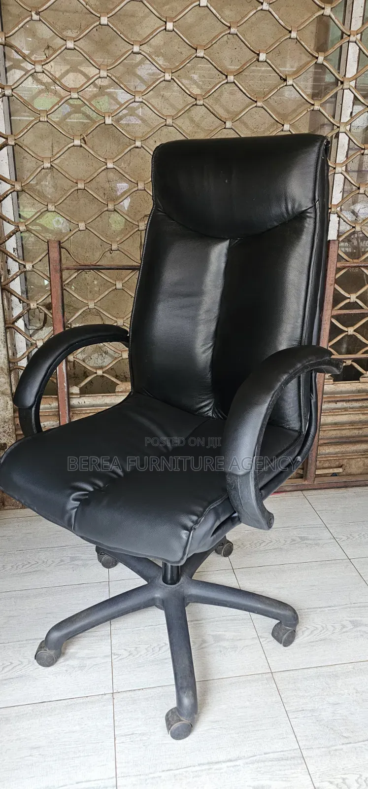 Executive Unique Soft Leather Office Chair