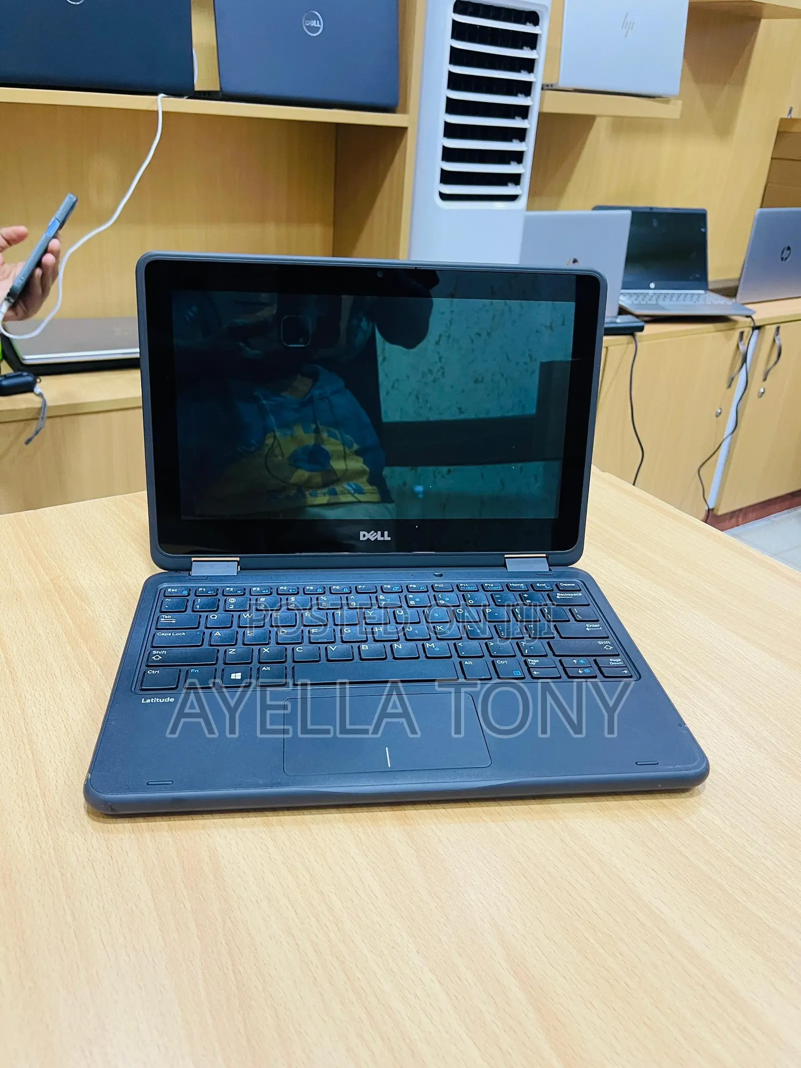 New Laptop Dell Latitude 3189 4GB Intel Celeron SSD 128GB