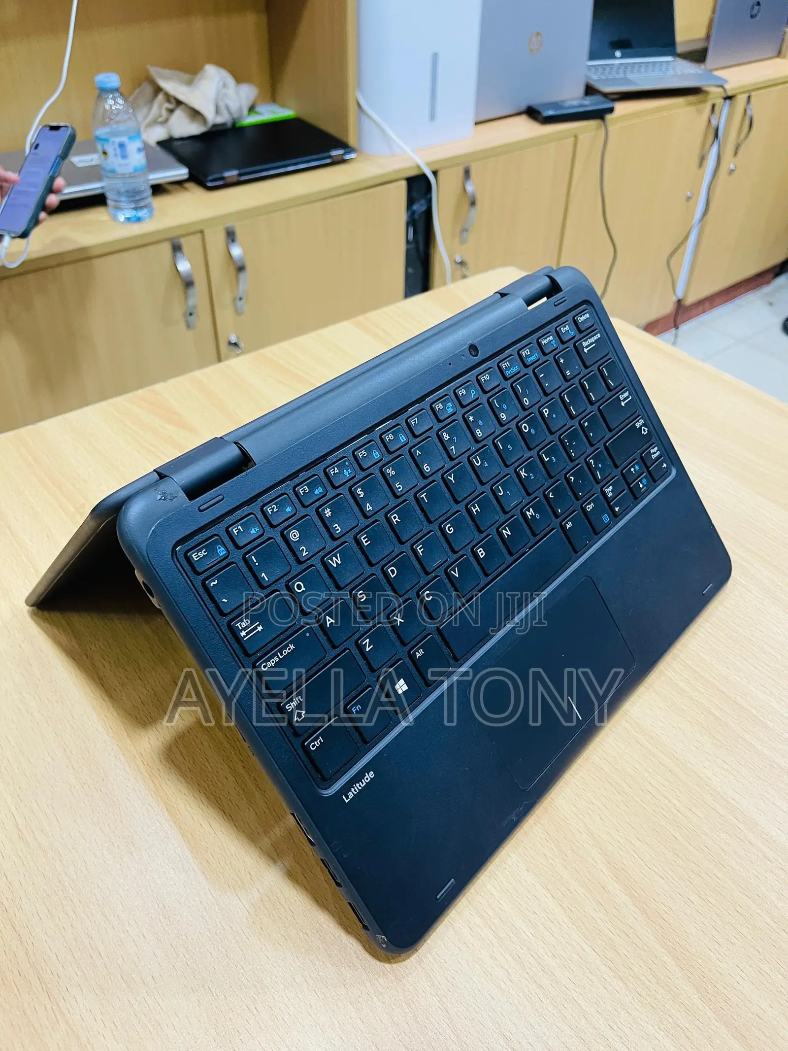 New Laptop Dell Latitude 3189 4GB Intel Celeron SSD 128GB