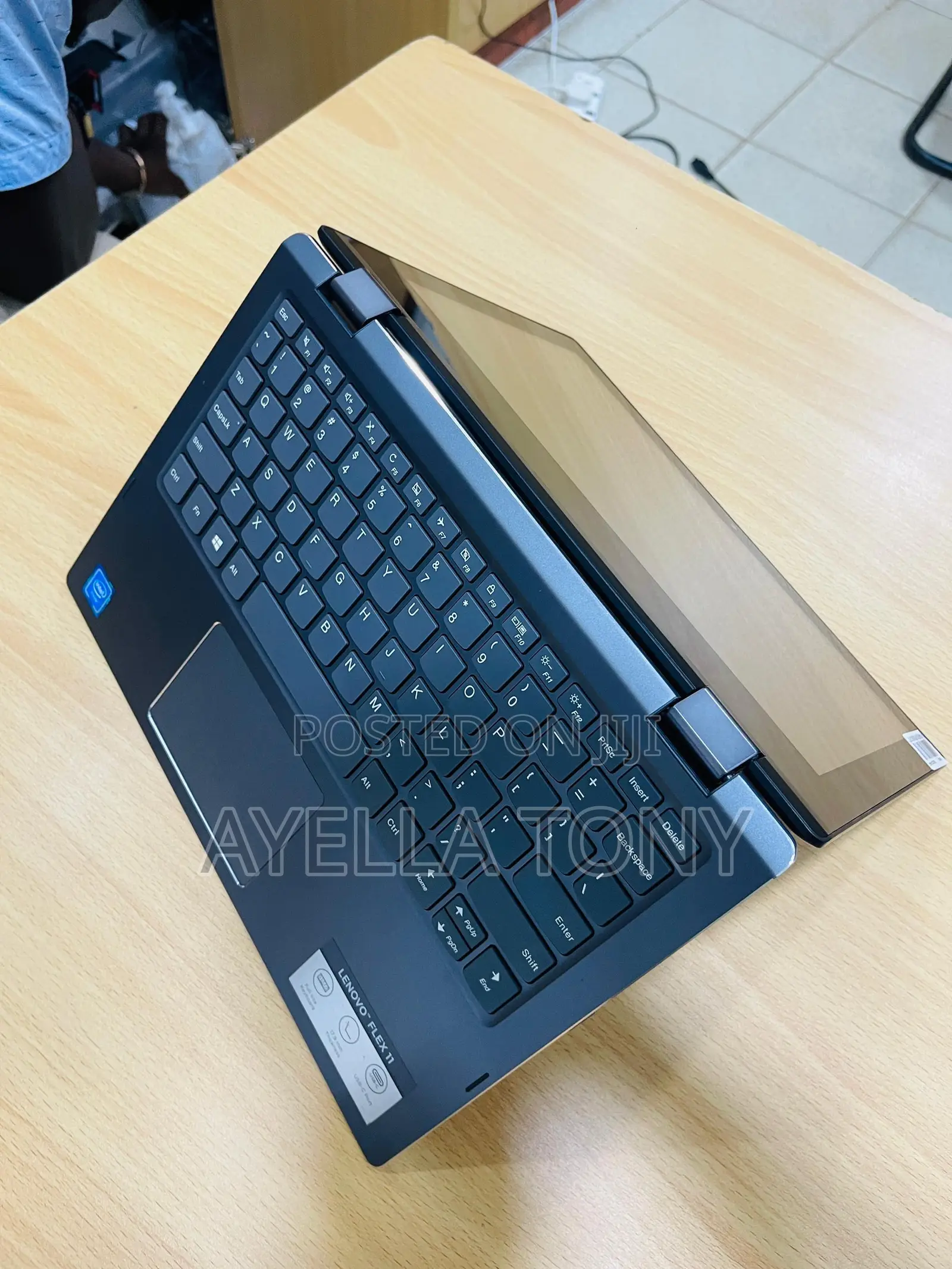 New Laptop Lenovo IdeaPad Flex 14 4GB Intel Celeron SSD 60GB
