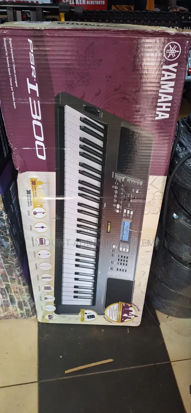 Yamaha Keyboard PSR I300
