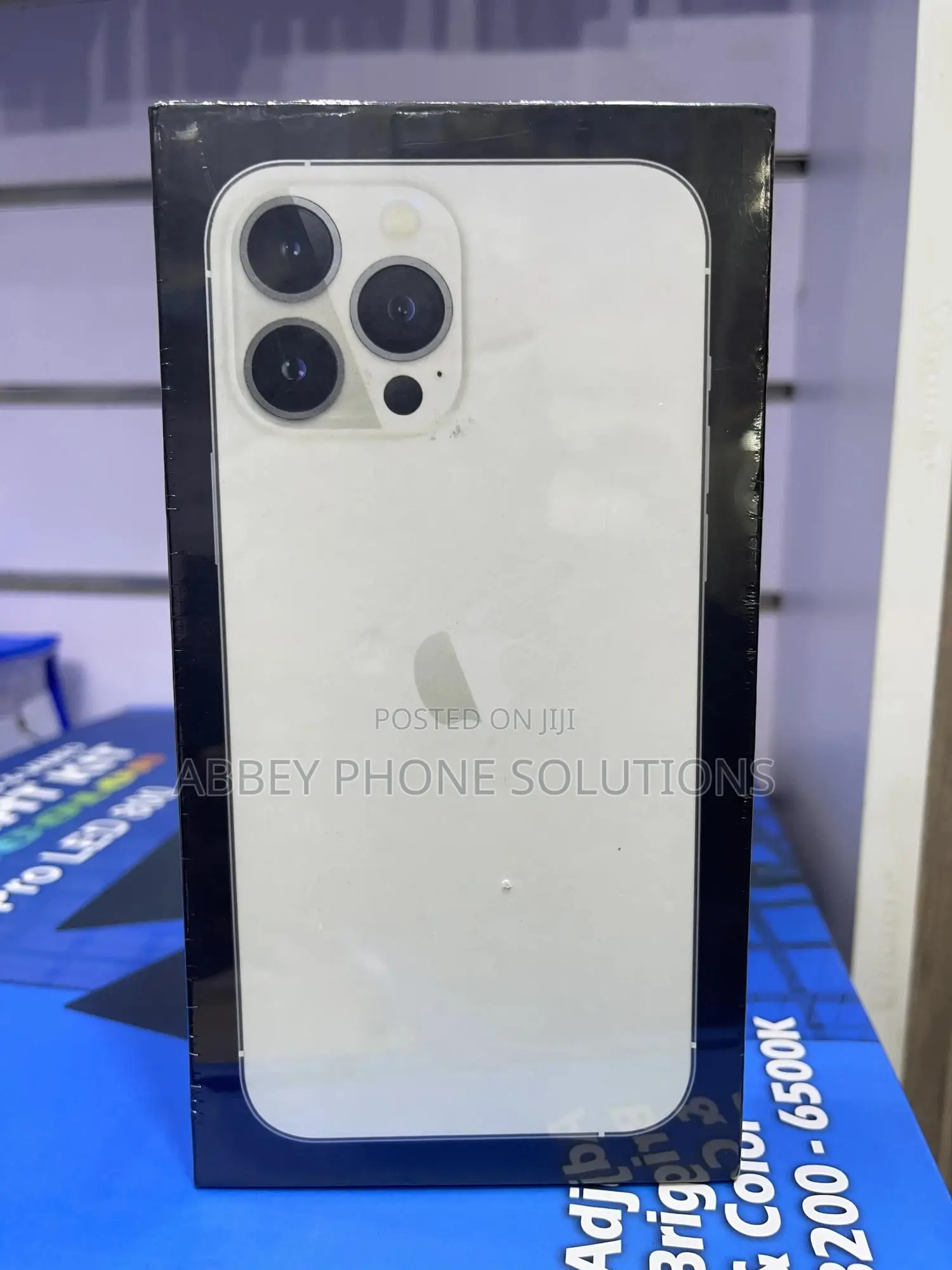 New Apple iPhone 13 Pro Max 256 GB Silver