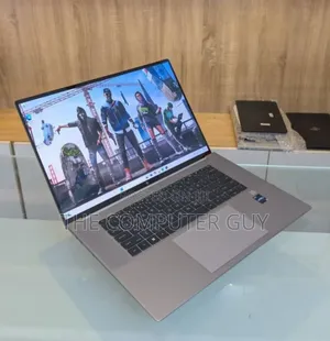 New Laptop HP ZBook Fury 16 G9 16GB Intel Core i9 SSD 256GB