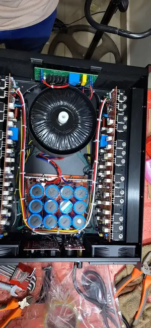 QSC Power Amplifier Rmx5050a