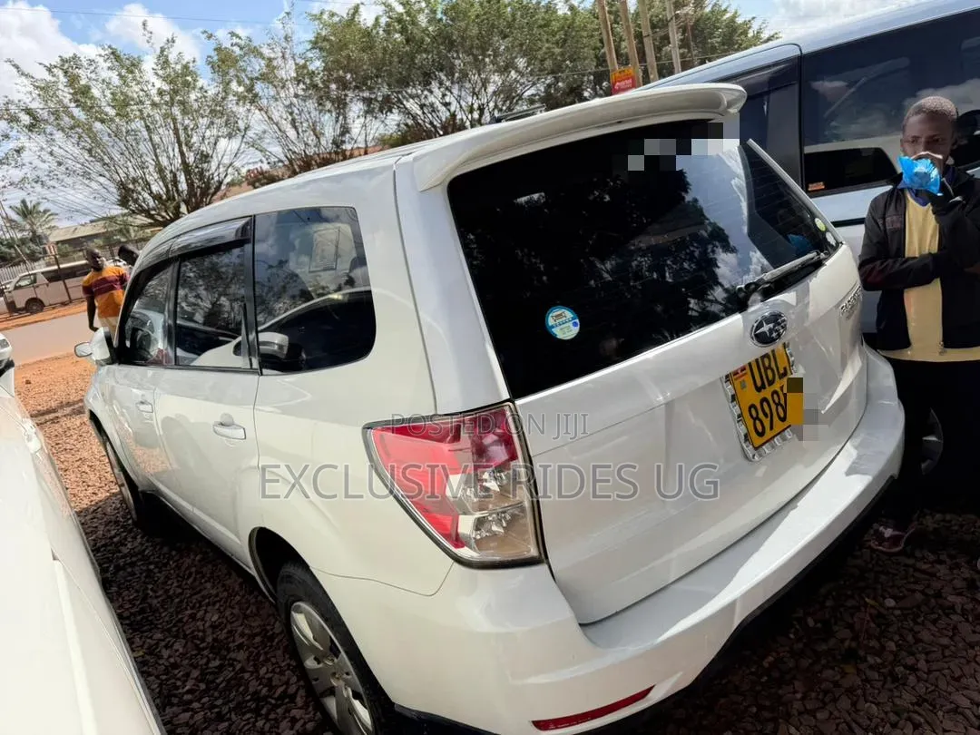 Subaru Forester 2009 White