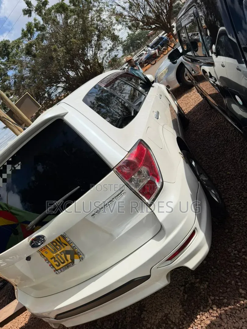 Subaru Forester 2010 White