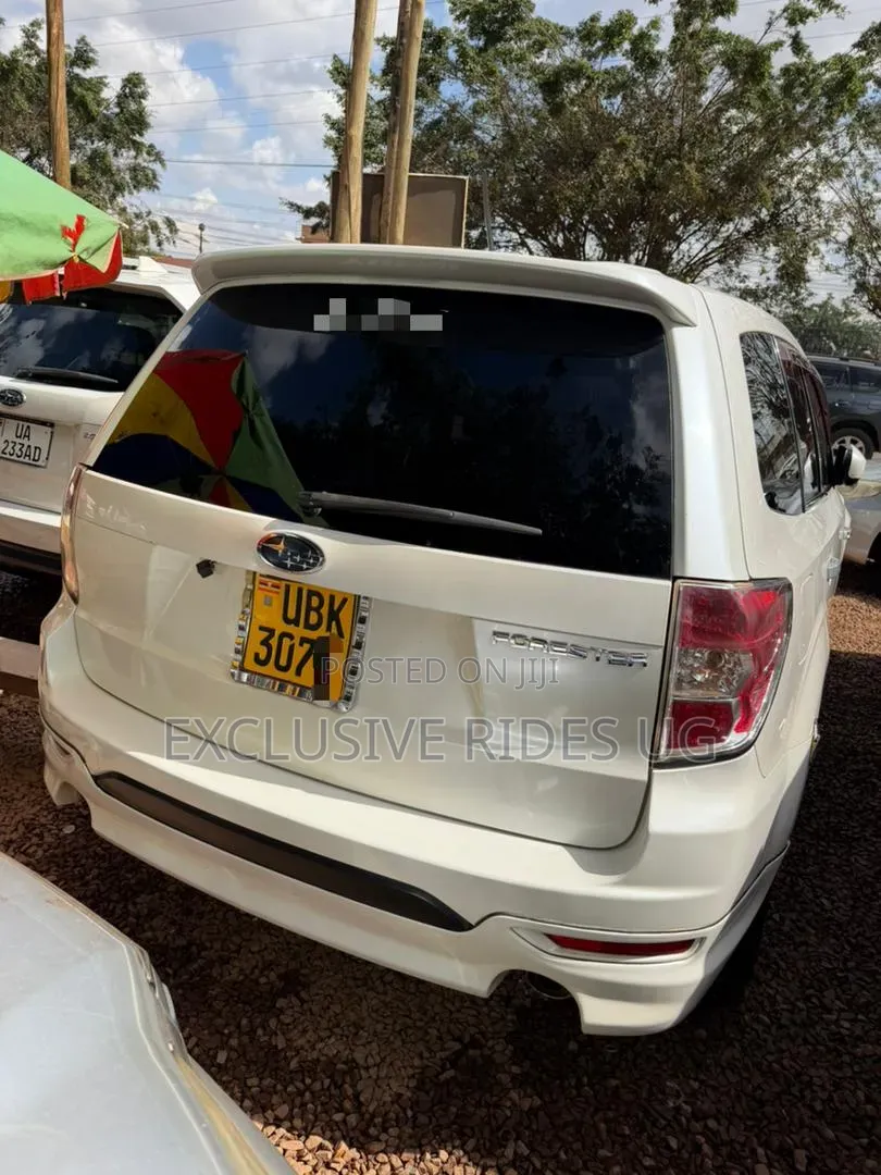 Subaru Forester 2010 White