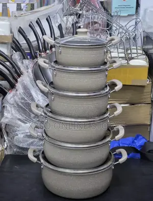 A 6 Piece Aluminum Non Stick Cookware Pots