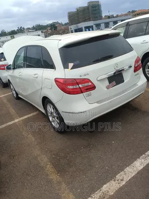 Mercedes-Benz B-Class 2014 White