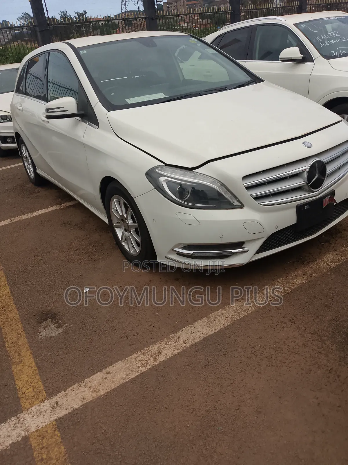 Mercedes-Benz B-Class 2014 White
