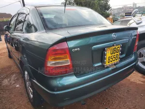 Opel Astra 2006 Gray