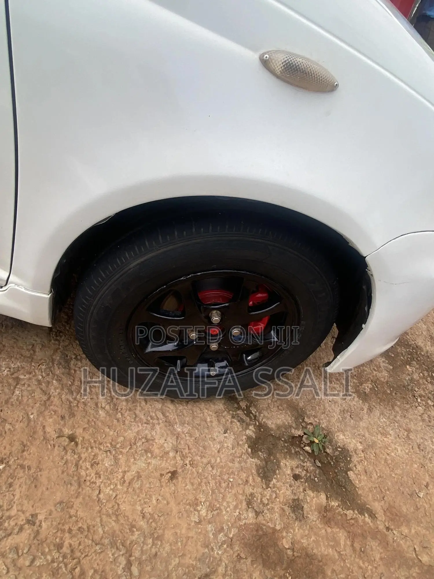 Toyota Vitz 2011 White