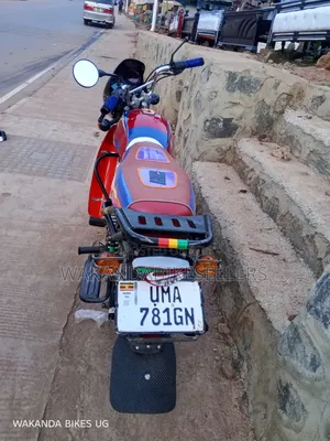 Bajaj Boxer 125 2024 Red