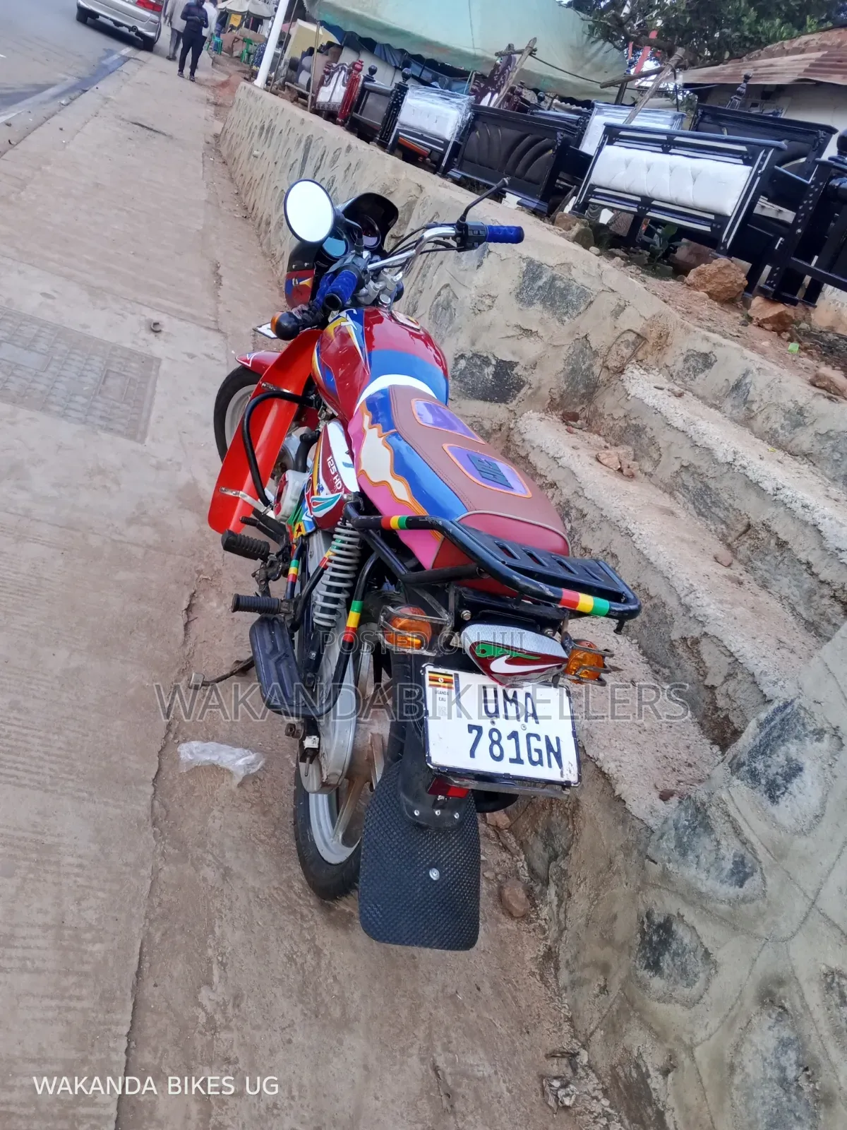 Bajaj Boxer 125 2024 Red