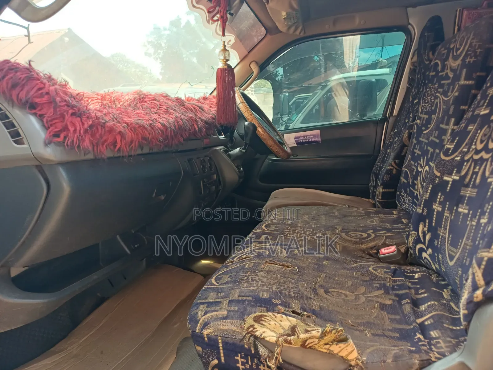 Toyota HiAce 2006 Silver