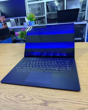 New Laptop Microsoft Surface Pro 3 16GB Intel Core i7 SSD 256GB