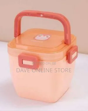 Portable Food Storage Container / Mini Lunch Box With Handle
