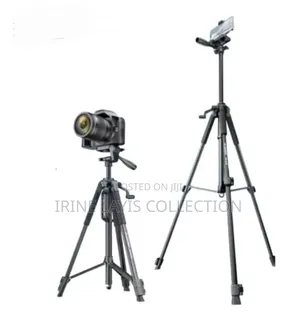 150cm Professional Tripod Stand for Cameras and Smartphones.