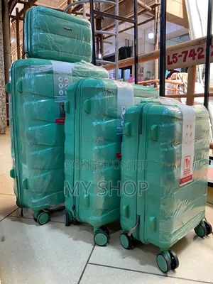 Plastic Suitcases Which Comes in a Set of 4pcs