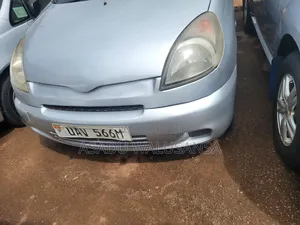 Toyota Fun Cargo 2003 Silver